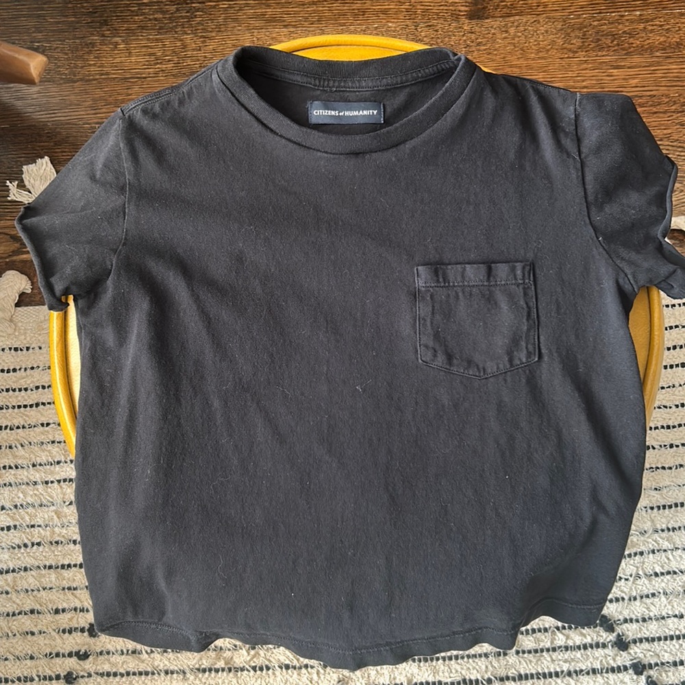 Citizens of Humanity pocket t size medium. Boxy fit